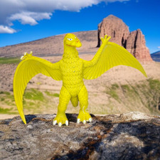 GODZILLA VINTAGE KAIJU RODAN HARTGUMMI-FIGUR 16,5 CM GELB / IMPERIAL