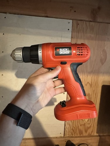 Black decker 12v - &,