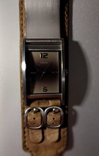 GUESS Damen Armbanduhr