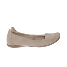 Graceland, Ballerinas