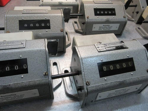 Elektro mechanisches zählwerk - elektro,