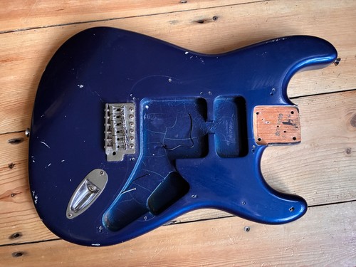 Squier strat fender - squier, by