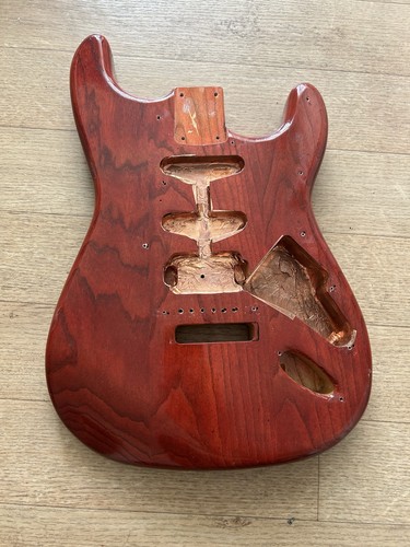 Stück swamp ash - 2,