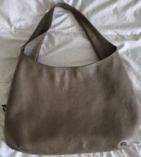 Damen Shoppe, robustes