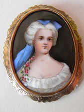 Alte große gemalte Porzellan