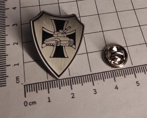 Pin anstecker panzer - pin/anstecker,