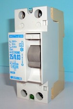 Schupa 25/0.03 / FI-Schutzschalter 25A / 0,03A RCCB NPR 25.030.2.1, NEUWERTIG