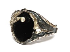 Modernist/ Brutalist 925