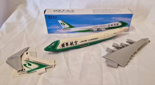 Flugzeugmodell jade cargo - flugzeugmodell,