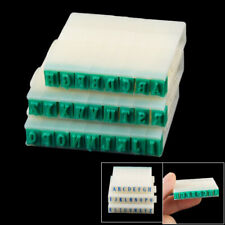 26 in 1 Buchstaben Teil Plastik Kunststoff Stempel Set Weiß Grün