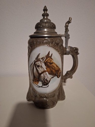 Bierkrug mit zinndeckel