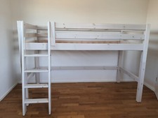 Infanskids mittelhohes Bett mit Schrägleiter weiß oder umbauen auf Normal