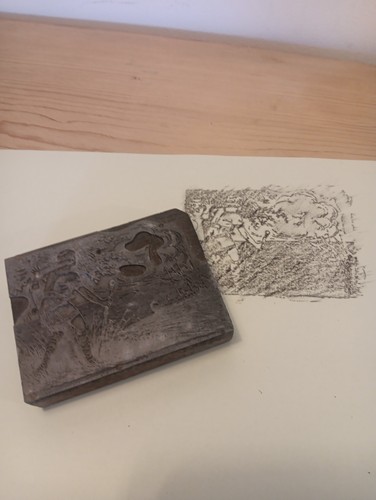 Metall auf holz buchdruck - metall,