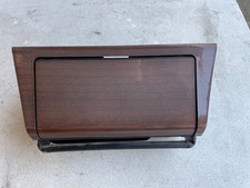 Mercedes W124 300CE Aschenbecher Zebrano