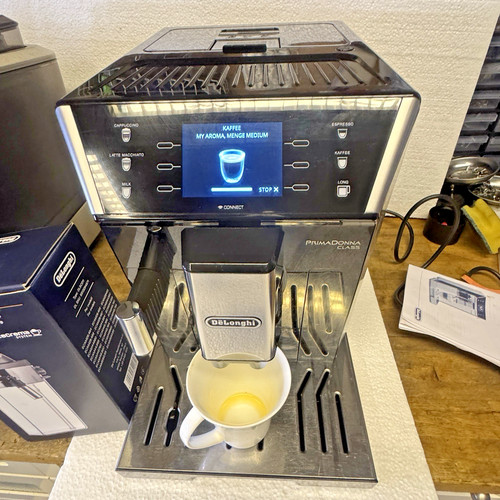 Delonghi ecam 556 wenig - ecam,