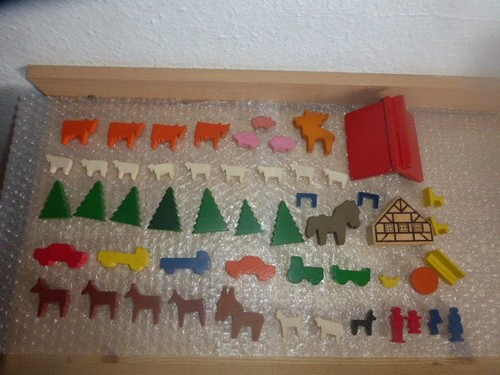 Holzspielzeug bauernhof 53 - -,