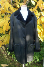 Pielini Lammfelljacke Winterjacke Damen Gr. 42/44, Farbe Schwarz, Echtfell