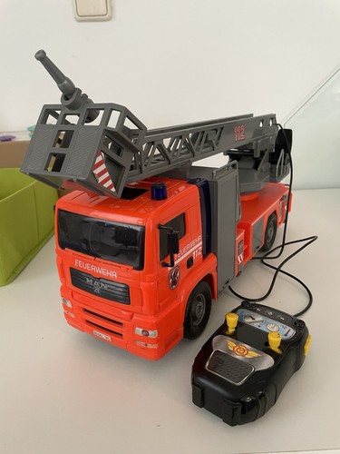 Ferngesteuerte feuerwehr - ferngesteuerte,