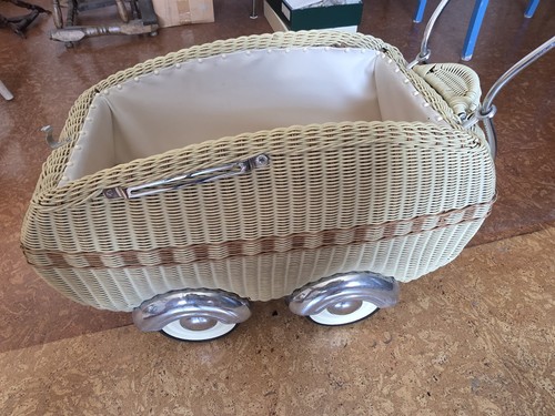 Puppenwagen korb 50er - korb,,