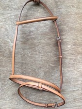 Trense Sperrhalfter m  Stirnriemen Set feines Reithalfter helles  Leder englis