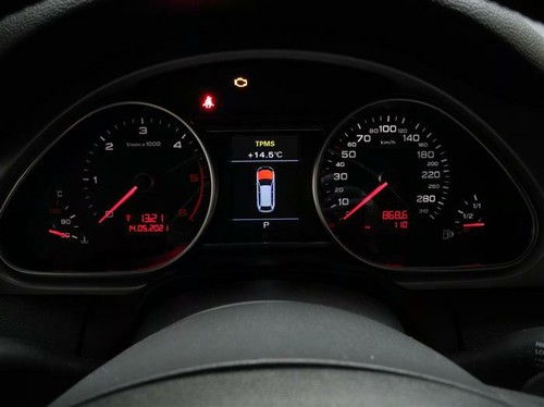 Audi v12 tdi - q7,