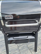 pellet grill smoker fire in Schwarz von Weber