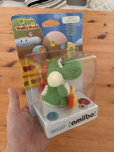 Amiibo yarn yoshi green - amiibo,