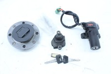 SUZUKI VX 800 VS51A   Zündschloss Schlosssatz Tankdeckel  380