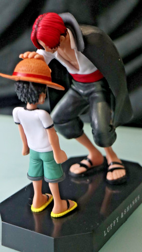 One piece luffy shanks - shanks,