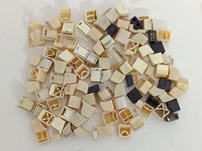 Altes Röhrenradio - Ersatzteile-Tasten.