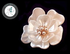 Brosche Blume 3D Kamelie Blumen Retro Vintage Amulet Glücksbringer Geschenkidee