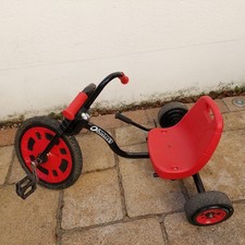 Hauck Toys for Kids Gokart Typhoon - Dreirad Chopper / Trike - Black Red Chopper