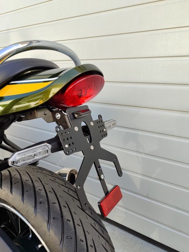 Kurzer kennzeichenhalter revo - kurzer,
