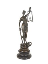 Bronze figur justitia - justitia, göttin