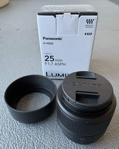 Lumix 25mm f1 - 25mm, /