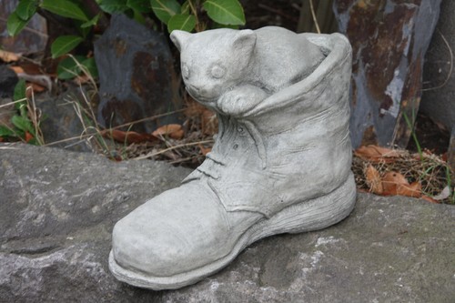Katze schuh aus steinguss - schuh,