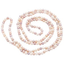 Lange Kette aus Perlen