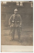 XX1898/ Soldat mit Pickelhaube und Gewehr Foto AK  1. Weltkrieg