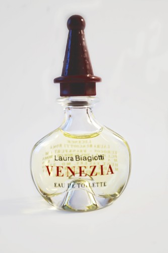 Venezia laura biagiotti - •,