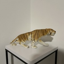 Royal Dux Porzellan Figur Schleichender Tiger ca. 28 cm lang und 12 cm hoch 