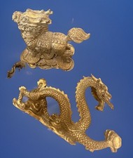 China: antike GlücksDrachen Drachenstatuen Bronze.Glücksmünzen Fengshui Anhänger