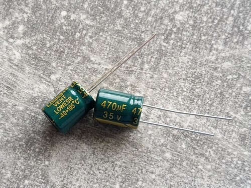 470uf 35v elko 105 - 35v,