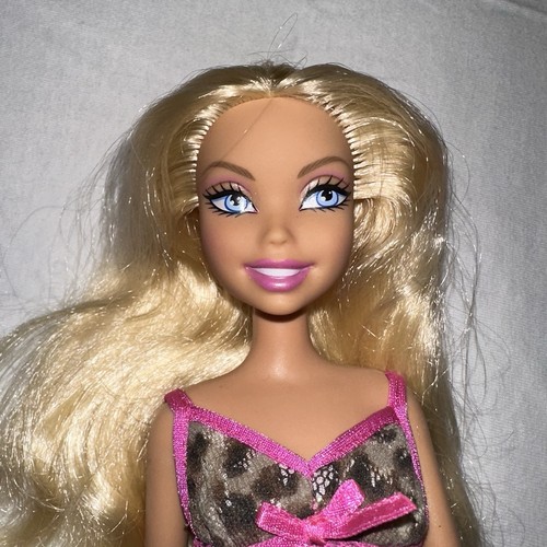 Scene barbie getting ready - getting,