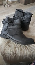 Damen Stiefeletten Worker Biker Boots Booties Riemchen Verziert?