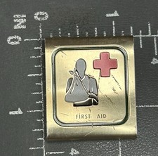 Erste hilfe rotes kreuz - erste,
