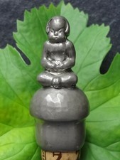 Zierkorken Flaschenstopfen Yoga Meditation Jugendstil Hammerschlagdekor Buddha