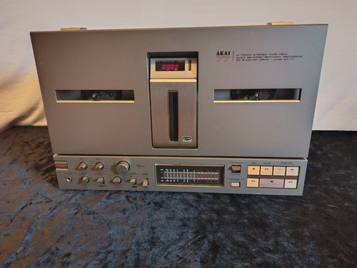 Akai 2024 komplett - -,