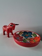 Farbenfrohe Keramik aus