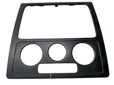 VW Caddy MAXI / Life / Typ. 2K / Blende Verkleidung Rahmen Radio 2K0858061