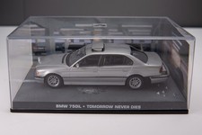 BMW 750iL "James Bond 007 Tomorrow Never Dies" 1:43 Die-Cast Diorama